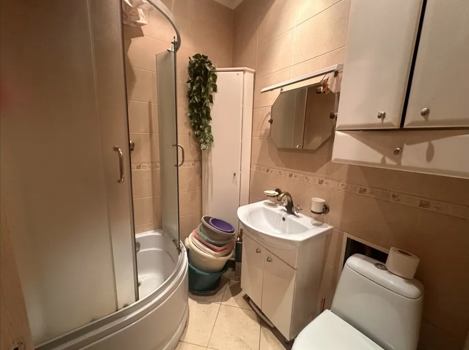 продажа двухкомнатной квартиры номер A-173923 в Приморском районе, фото номер 2